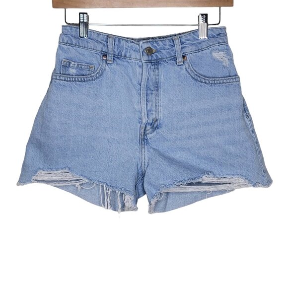 PICK 3 FOR $20 H&M Light Wash Blue Cut Off Denim High Rise Distress Shorts Sz 4 - Picture 1 of 7